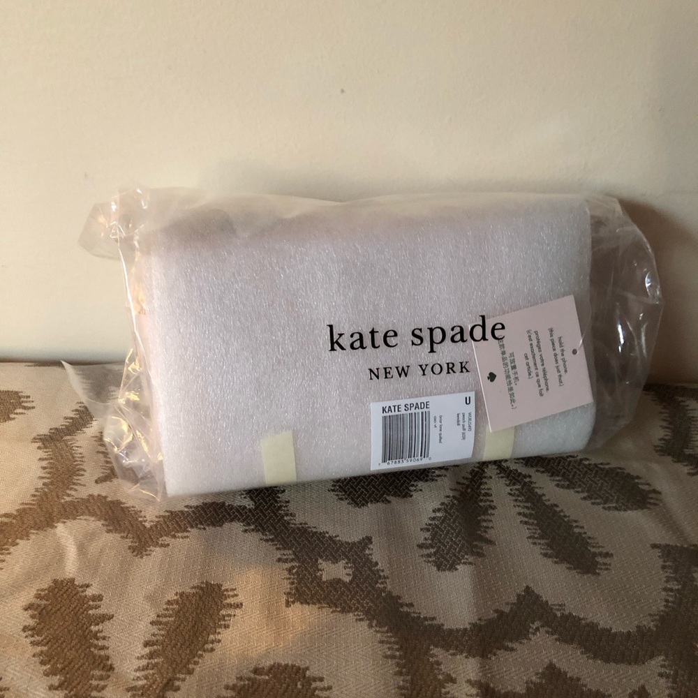KATE SPADE♠️BRIAR LANE QUILTED KENDALL CROSSBODY👜 - Picture 6 of 16